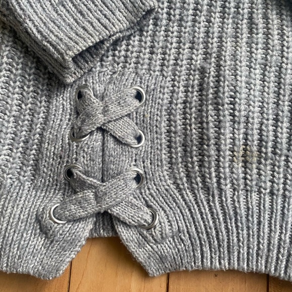 The Children’s place sweater S 5-6 - Picture 3 of 7